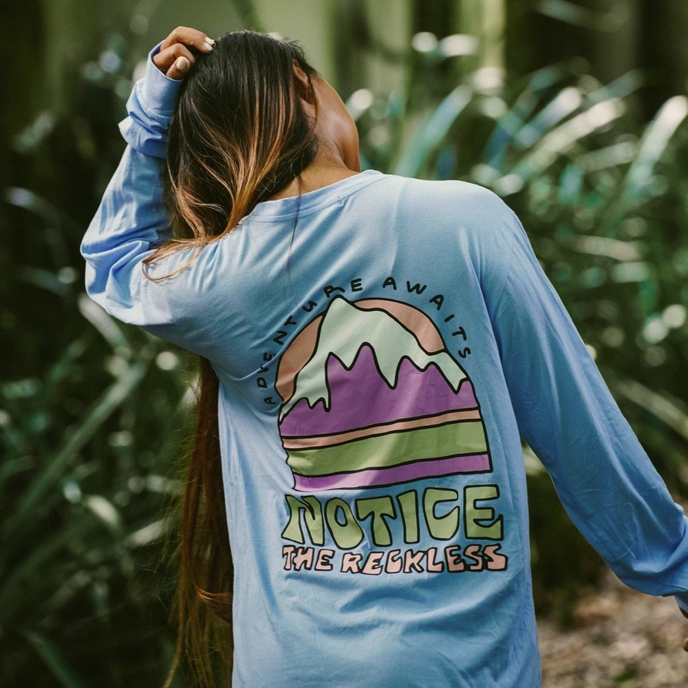 🩵🆕Notice the Reckless Teal Green Long Sleeve Relaxed Tee T-shirt ✨NWT✨